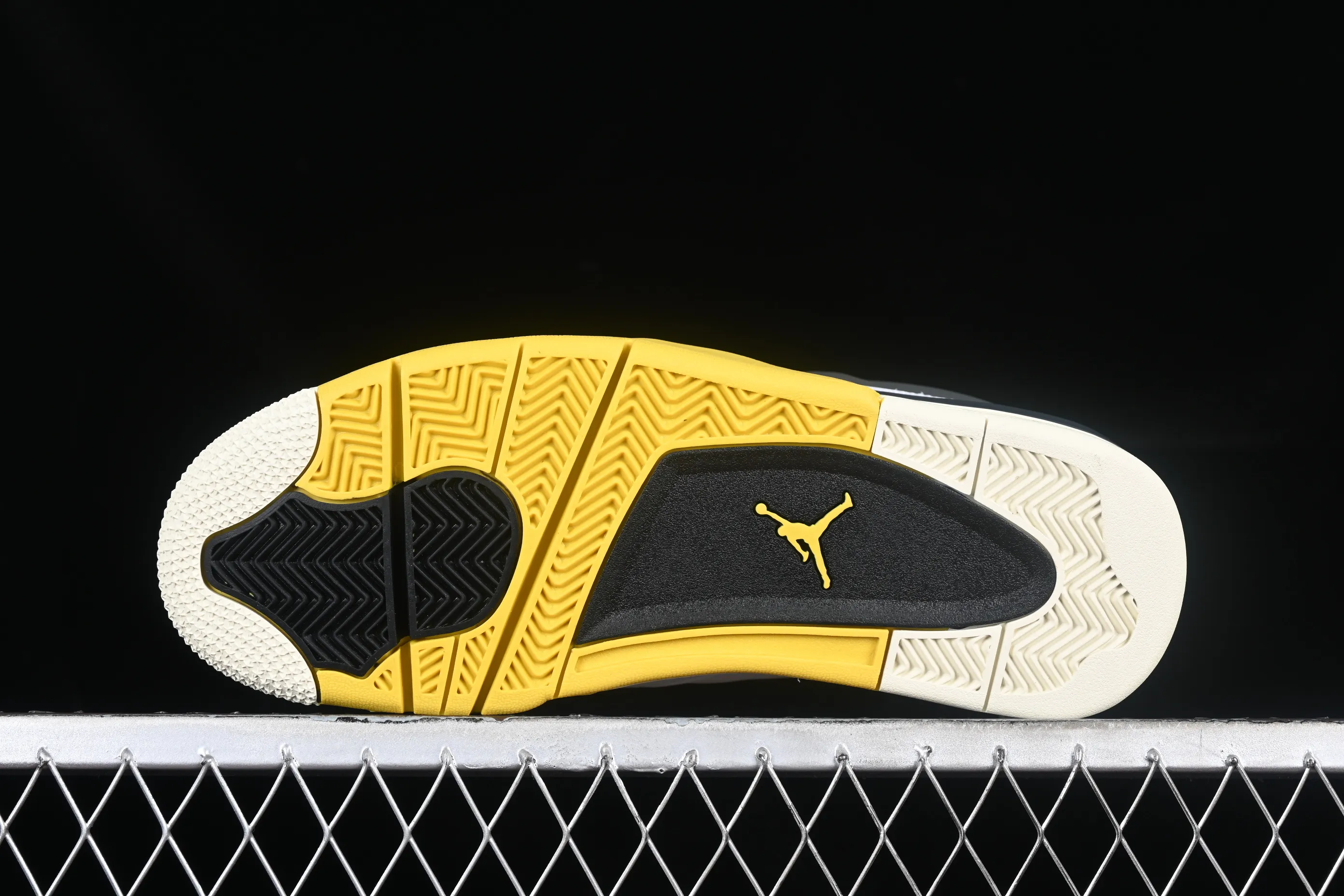 All categories Air Jordan Jordan series basketball shoes Air Jordan 4 Air Jordan 4 Retro "Vivid Sulfur" AJ4 Joe 4 White Thunder AQ9129-101